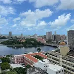 Veja O Mar No Silencio Do Centro! Hospede-Se No Quarto